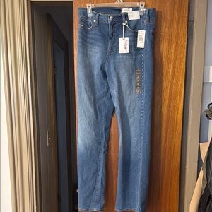 Jessica Simpson Mid Rise Bootcut Lived In Vintage Jeans, size 32 - NWT!